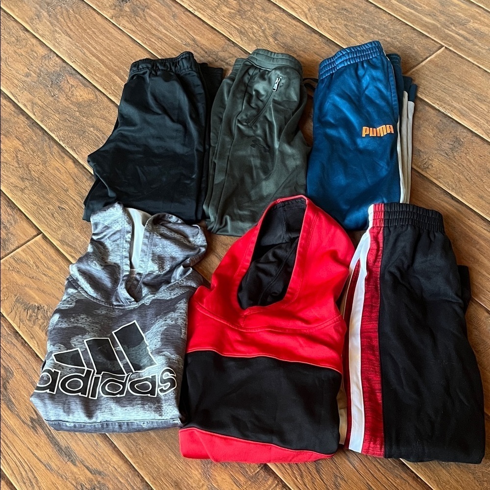 Kids Bundle 4 Sweats, 2 Sweatshirts - Size 10/12 - UA,Adidas,Spaulding,MTA